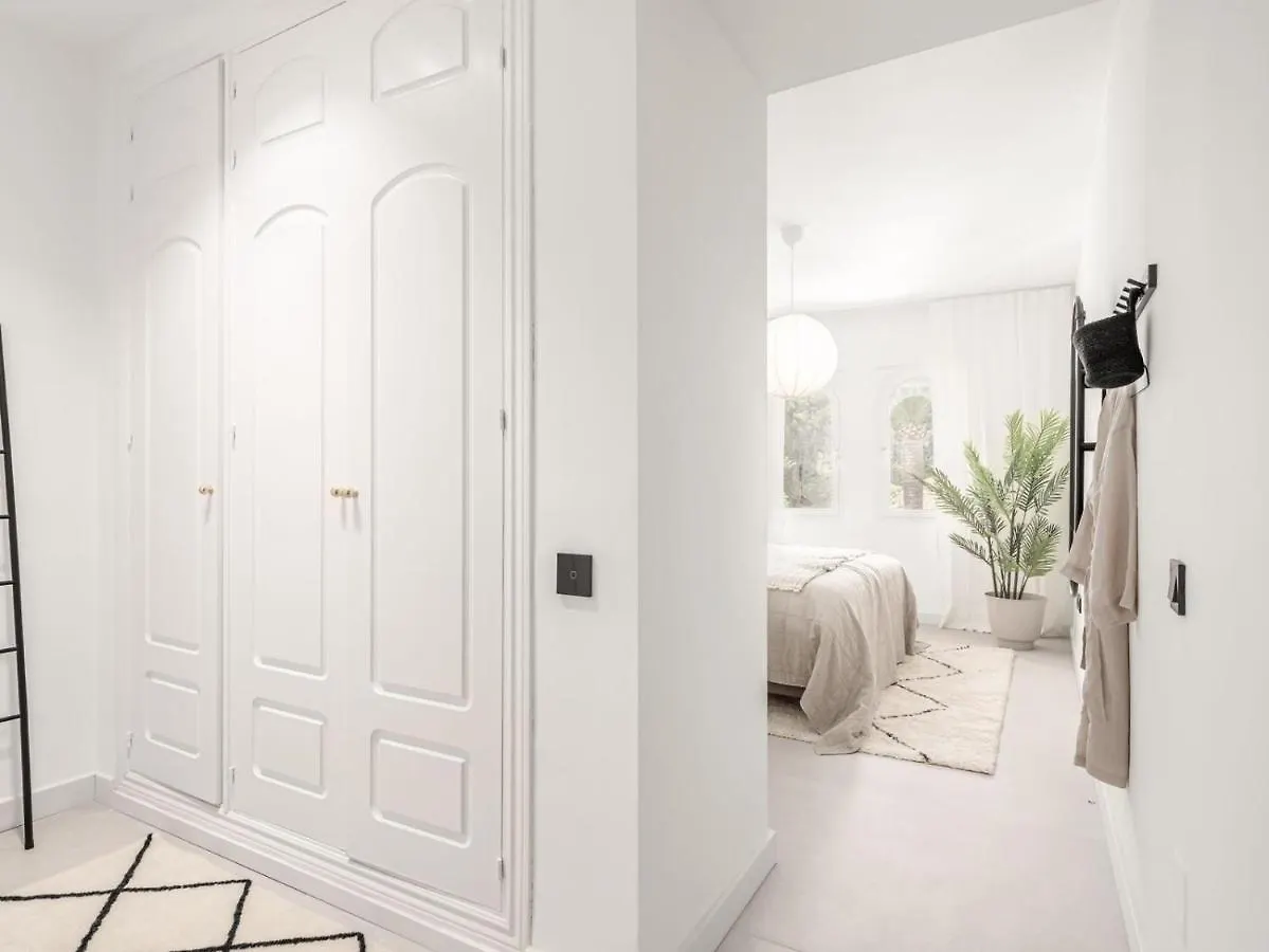 Vogue Styled Flat In The Heart Of Nueva Andalucia Apartment Marbella